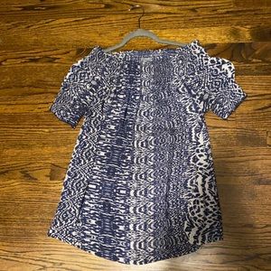 Off the shoulder maternity shirt